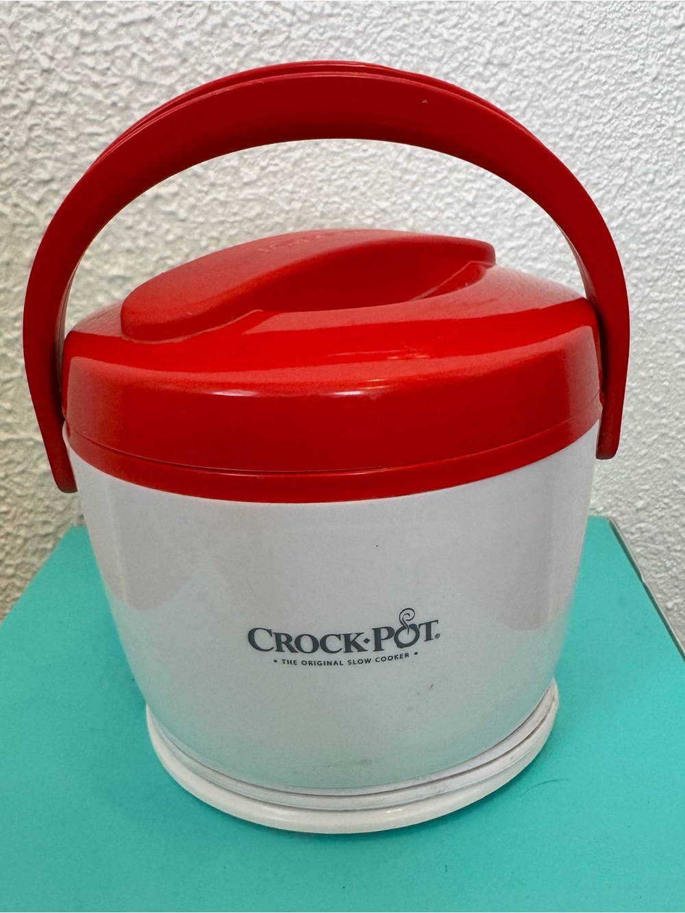 Crock-Pot Red and White Portable Food Warmer